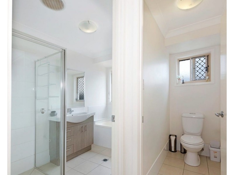 8 Tranquility Pla, Bargara QLD 4670