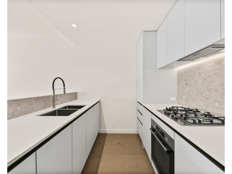 505 348-354 HAWTHORN ROAD, Caulfield South VIC 3162