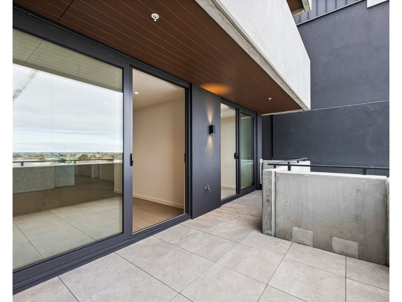 505 348-354 HAWTHORN ROAD, Caulfield South VIC 3162