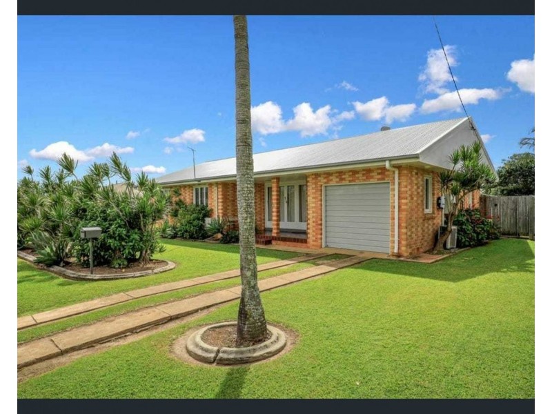 2 Loney St, Avenell Heights QLD 4670