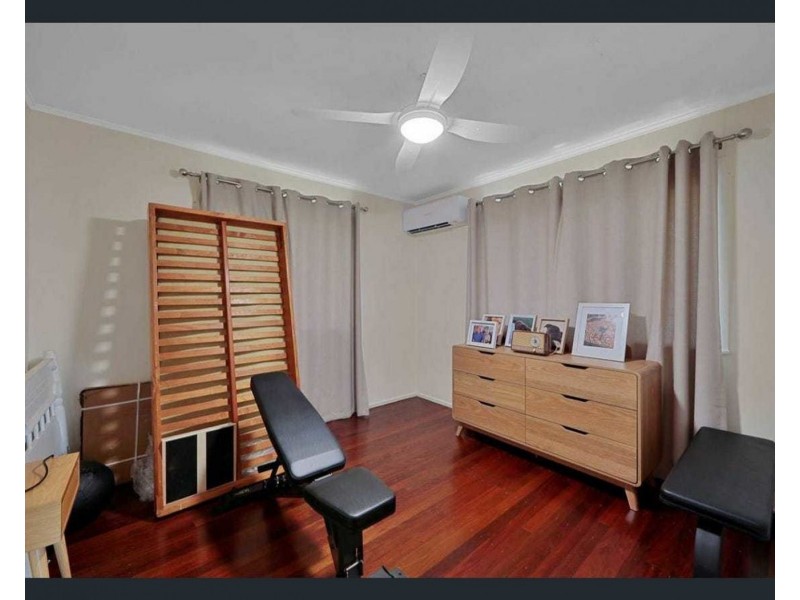 2 Loney St, Avenell Heights QLD 4670