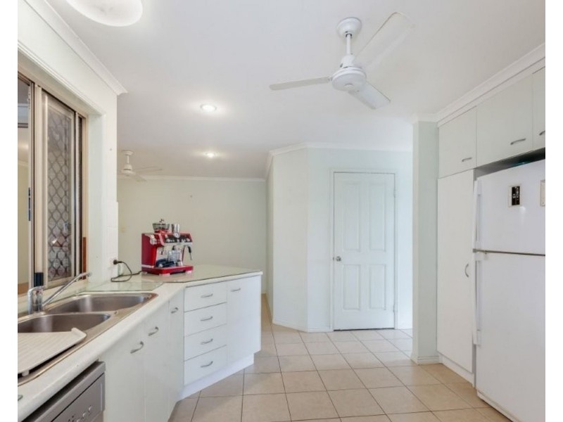 7 Stuckey Drive, Kalkie QLD 4670