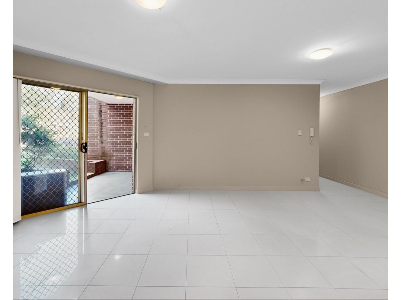 5/41 Woodhouse Drive, Ambarvale NSW 2560