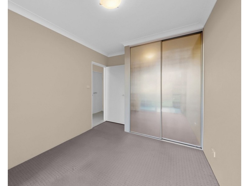 5/41 Woodhouse Drive, Ambarvale NSW 2560