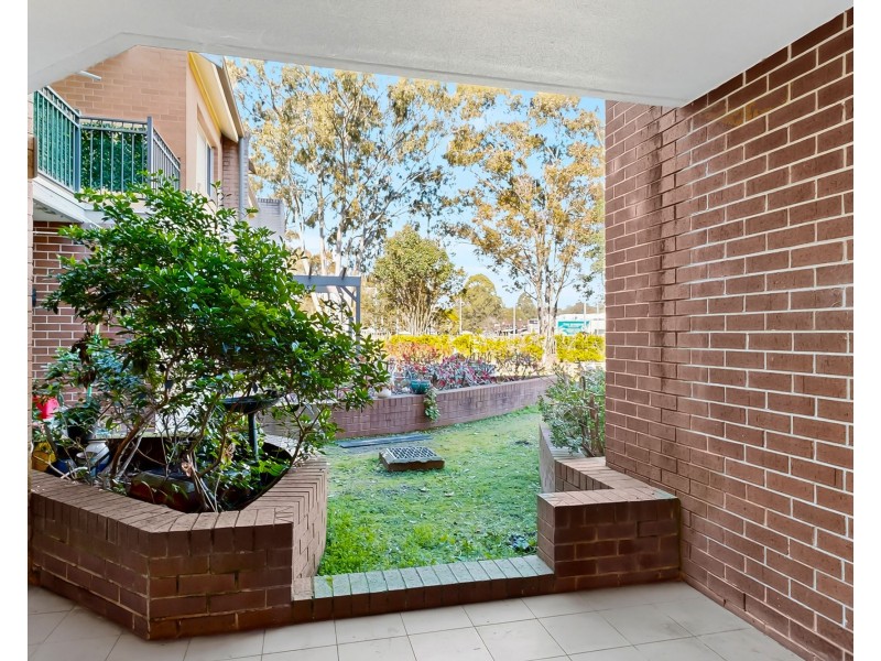 5/41 Woodhouse Drive, Ambarvale NSW 2560