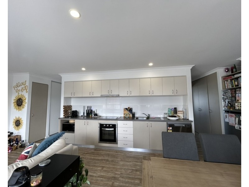 11/28 Pollard Street, Glendalough WA 6016