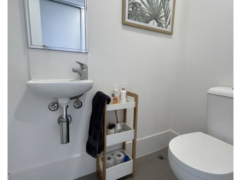 11/28 Pollard Street, Glendalough WA 6016