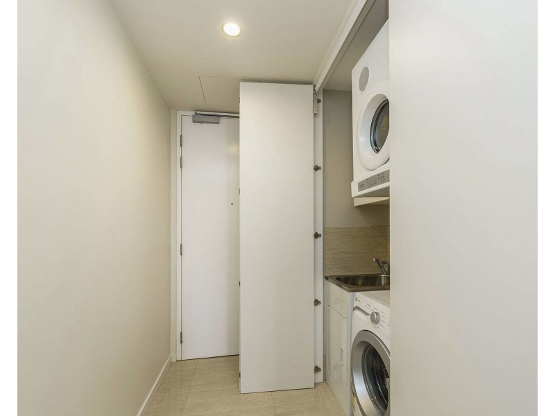 1609B/8 Adelaide Terrace, East Perth WA 6004