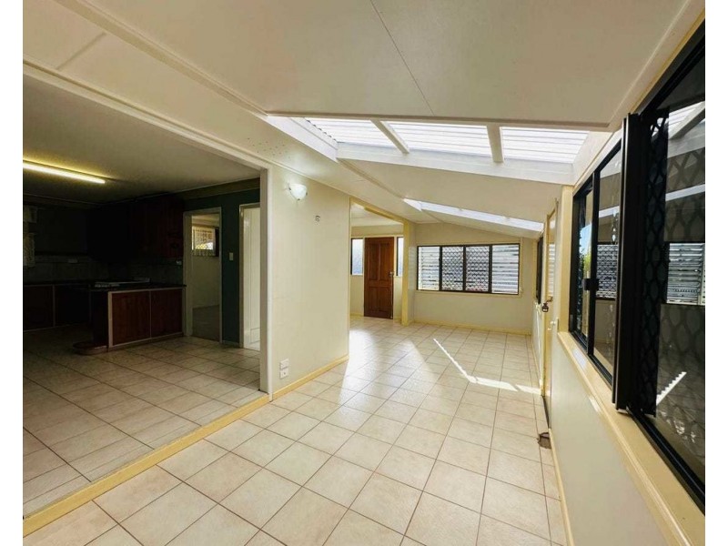 13 Dix Street, Kepnock QLD 4670