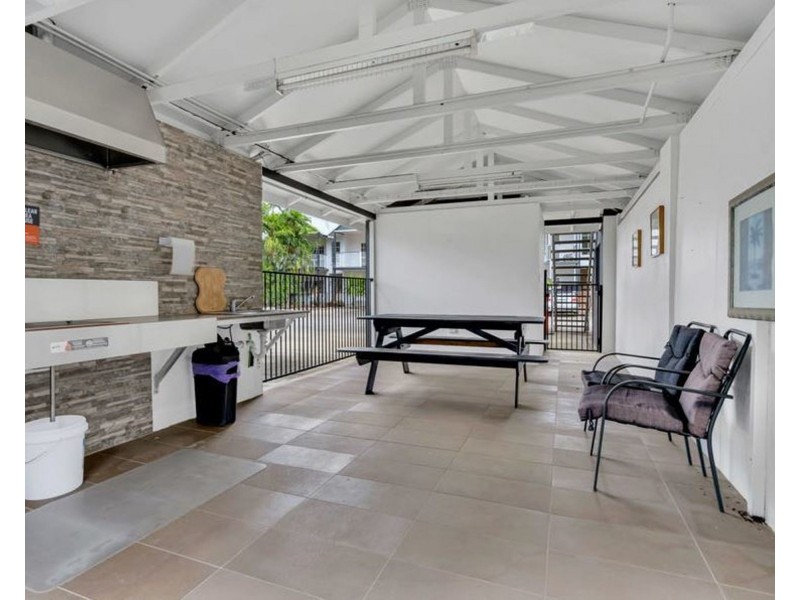 33/87-91 Earl Street, Westcourt QLD 4870