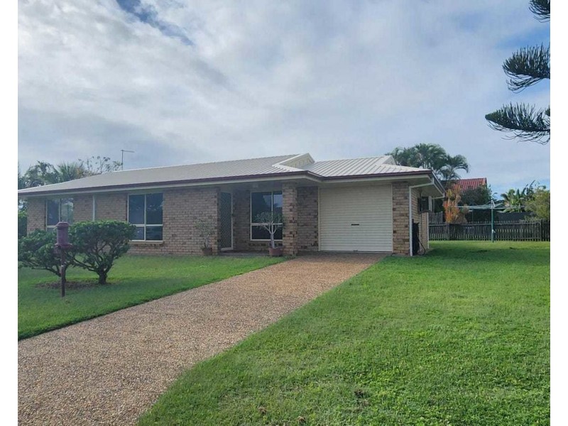 1 Majestic Place, Coral Cove QLD 4670