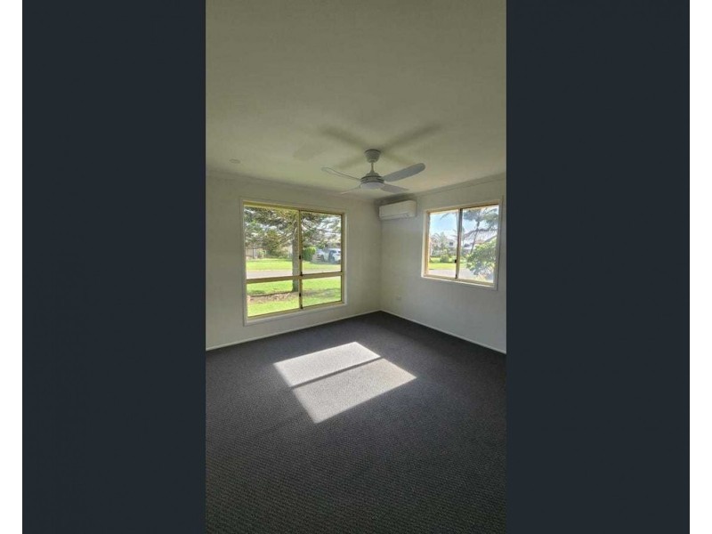 1 Majestic Place, Coral Cove QLD 4670