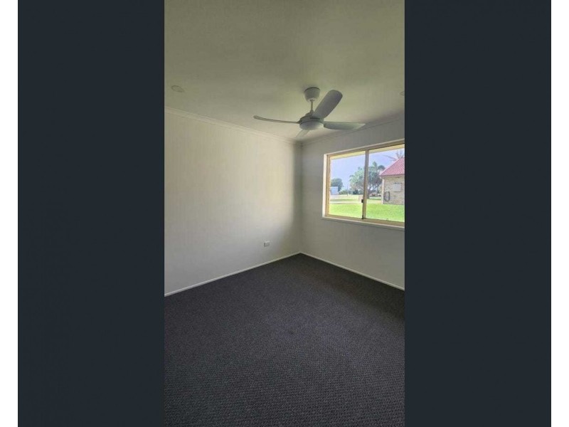 1 Majestic Place, Coral Cove QLD 4670