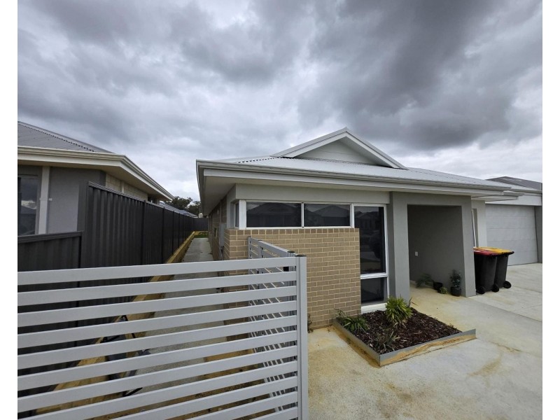 31 Edenvale Drive, Hilbert WA 6112