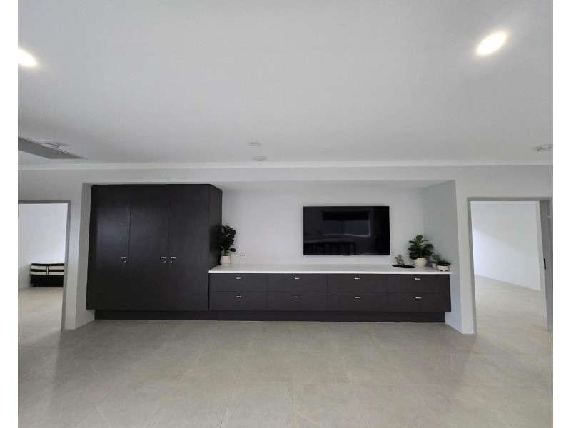 31 Edenvale Drive, Hilbert WA 6112