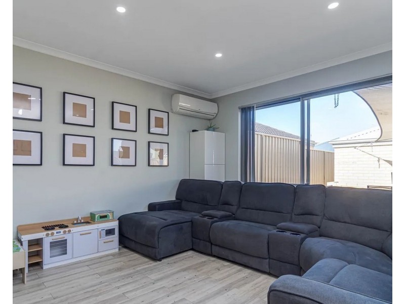 56 Feakle Bend, Ridgewood WA 6030