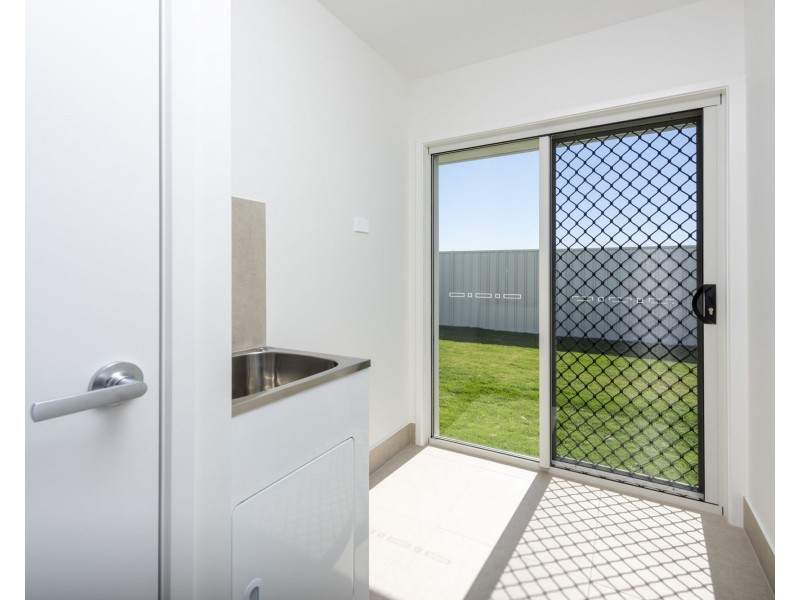 6 Oregano Place, Bargara QLD 4670