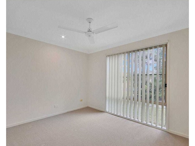 9 Fixter Avenue, Kalkie QLD 4670