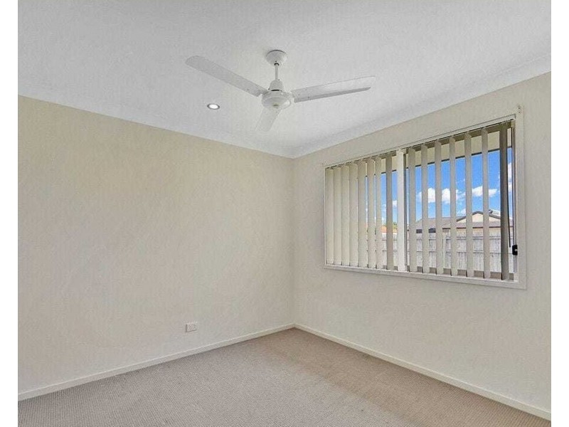9 Fixter Avenue, Kalkie QLD 4670