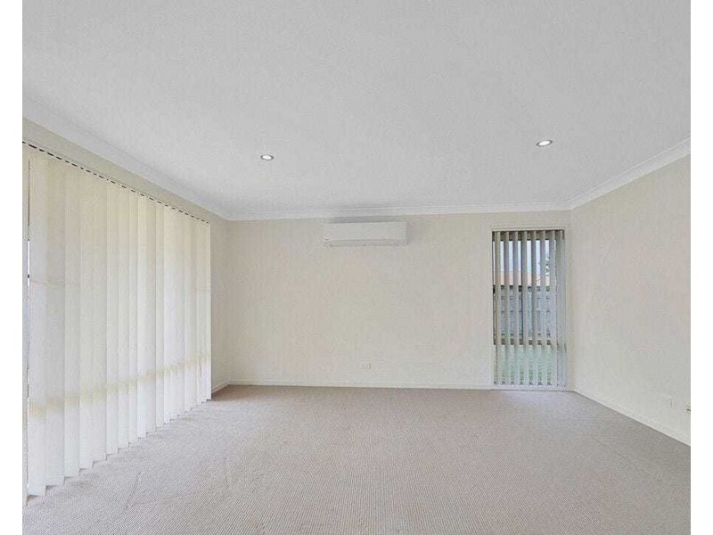 9 Fixter Avenue, Kalkie QLD 4670