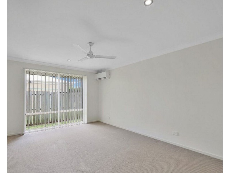 9 Fixter Avenue, Kalkie QLD 4670