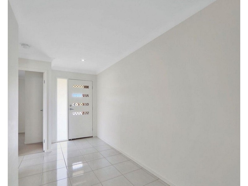9 Fixter Avenue, Kalkie QLD 4670