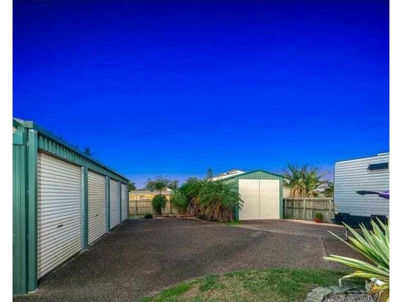 13 Nielson Avenue, Burnett Heads QLD 4670