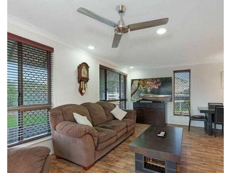 13 Nielson Avenue, Burnett Heads QLD 4670