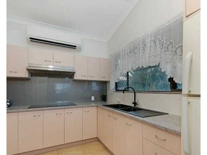 13 Nielson Avenue, Burnett Heads QLD 4670