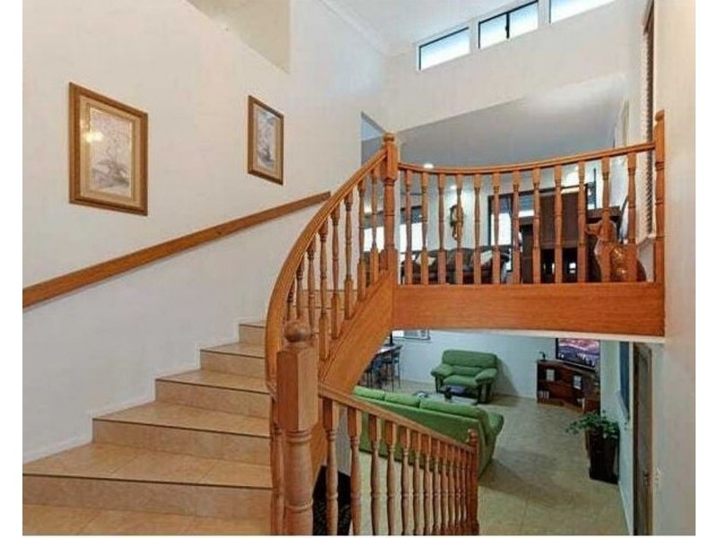 13 Nielson Avenue, Burnett Heads QLD 4670