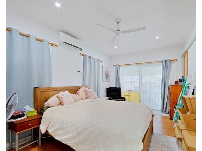 6 Kingsford Street, Kalkie QLD 4670