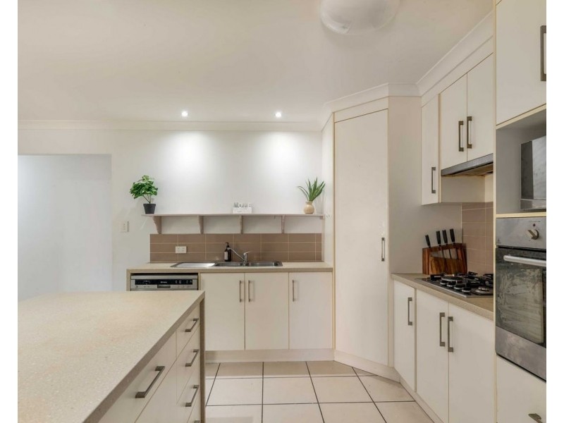 4 Oasis Court, Bundaberg North QLD 4670