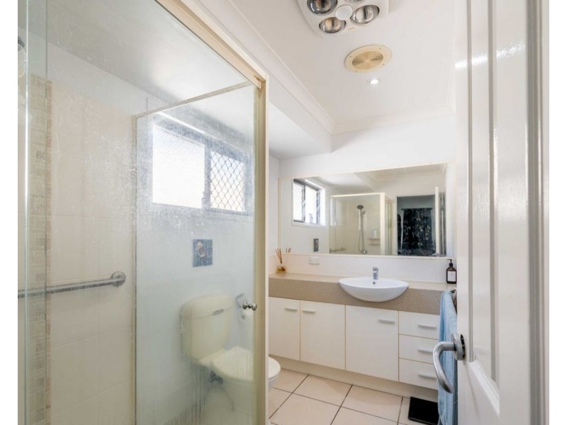 4 Oasis Court, Bundaberg North QLD 4670