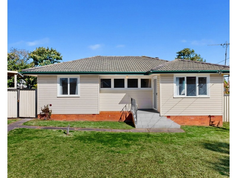 5 Ramu Place, Whalan NSW 2770