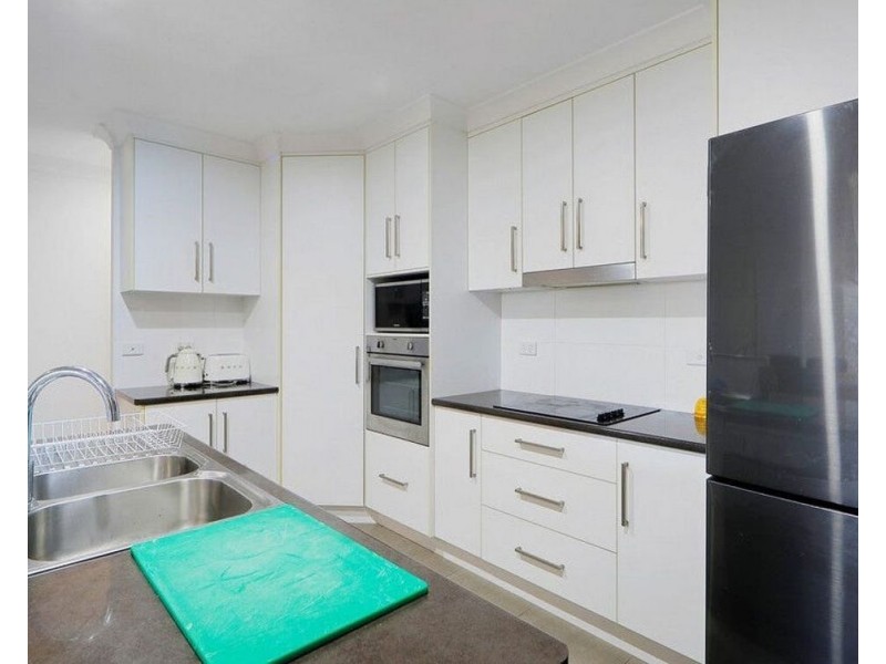 2 Mountney Street, Avoca QLD 4670