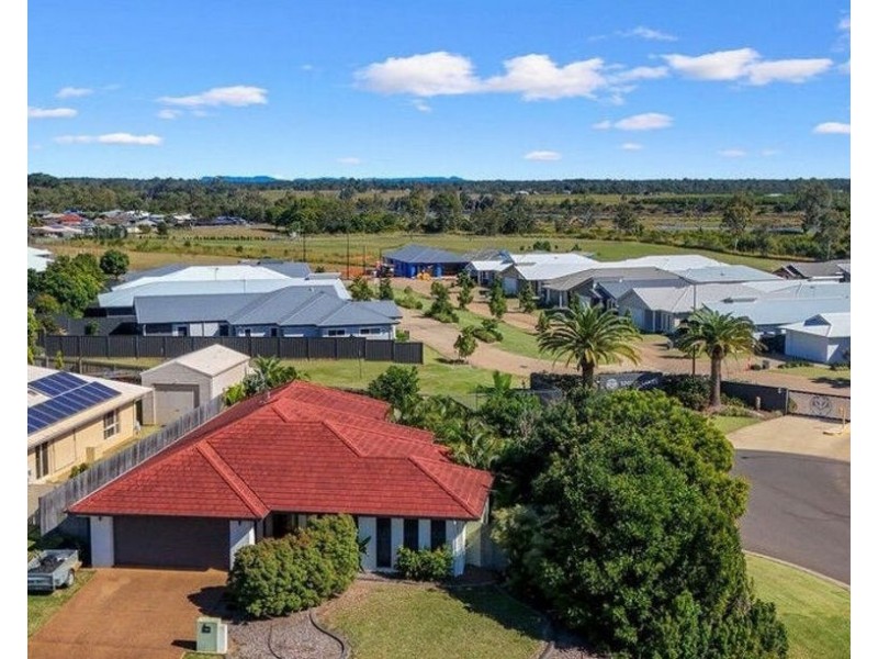 2 Mountney Street, Avoca QLD 4670