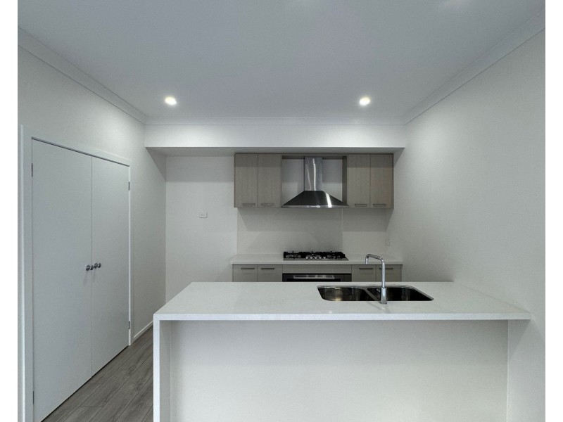 23 Mirage Avenue, Berwick VIC 3806