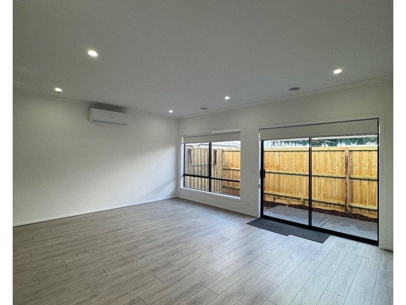 23 Mirage Avenue, Berwick VIC 3806