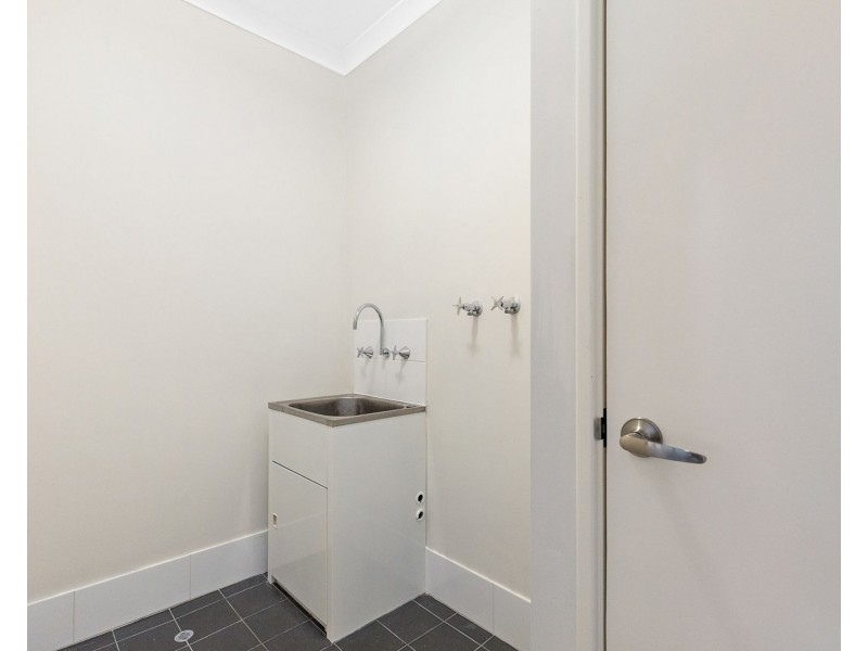 81 Lambeth Circle, Wellard WA 6170