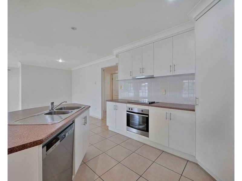 12 Tree Close, Thabeban QLD 4670