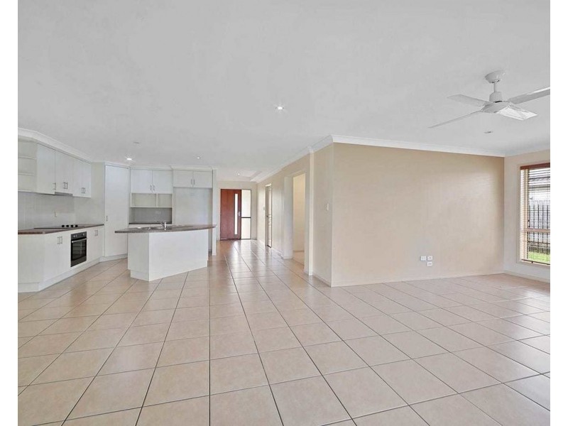 12 Tree Close, Thabeban QLD 4670