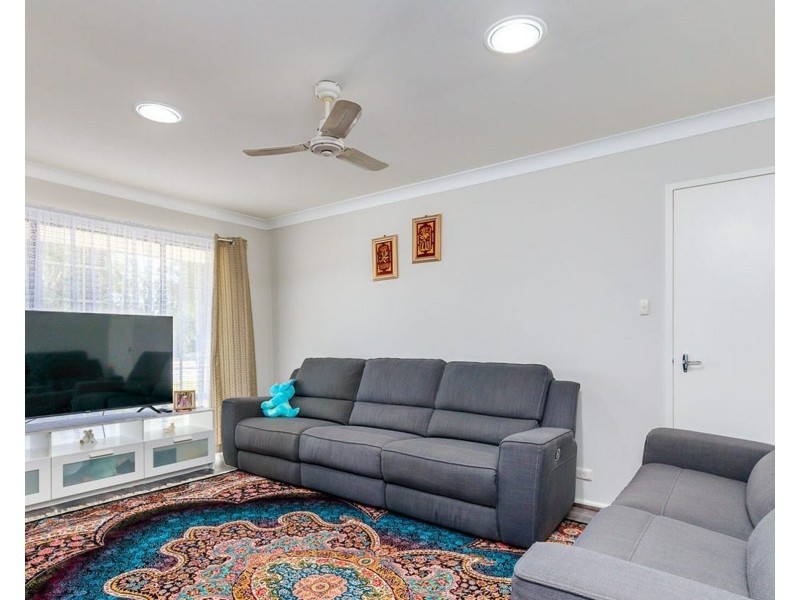 121 Alrone Road, Beechboro WA 6063