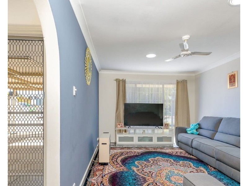 121 Alrone Road, Beechboro WA 6063