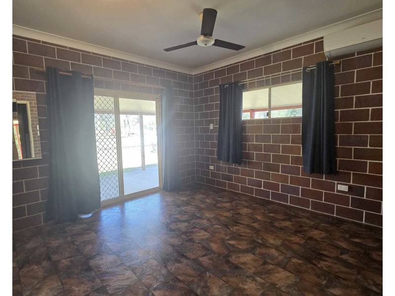 35 Evergreen Drive, Branyan QLD 4670