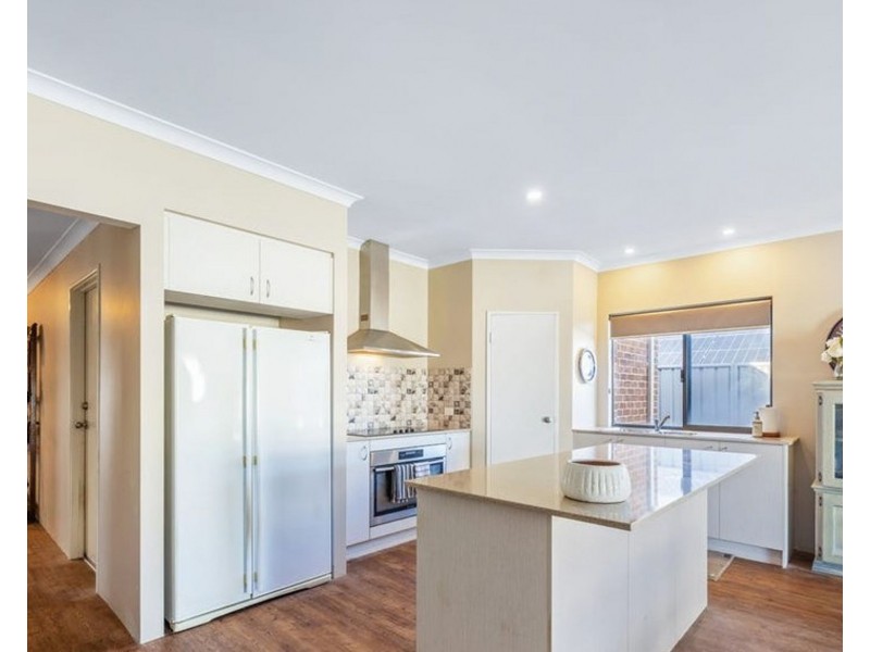 51 Parktree Avenue, Yanchep WA 6035