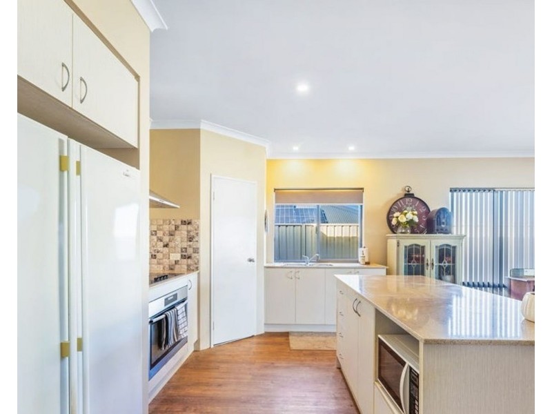 51 Parktree Avenue, Yanchep WA 6035