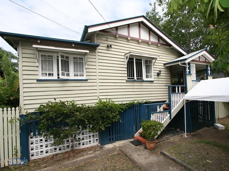 Lucy Street, Albion QLD 4010