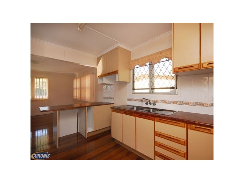 18 Aldren Street, Stafford Heights QLD 4053