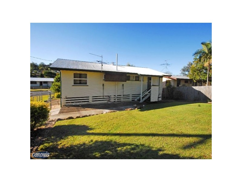 18 Aldren Street, Stafford Heights QLD 4053