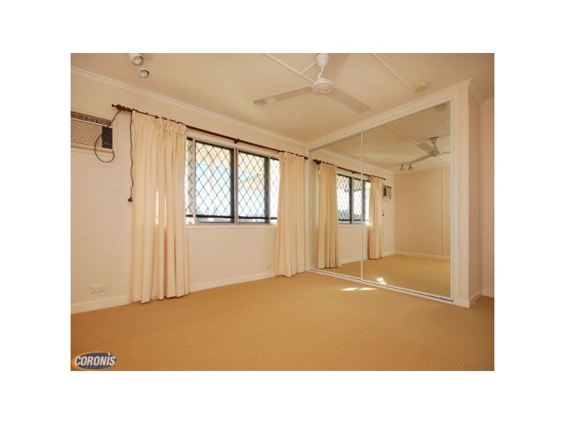 18 Aldren Street, Stafford Heights QLD 4053